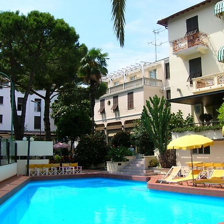 Coccodrillo Hotel & Apartments Varazze Facilidades foto